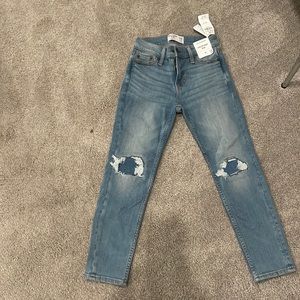Kids Abercrombie and Fitch jeans BNWT size 7/8